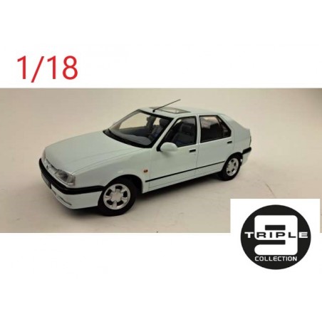 Renault 19 1994 blanche - Triple 9